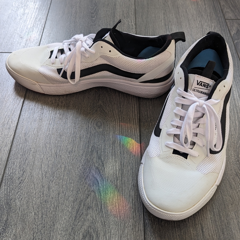Vans ultra range size 11